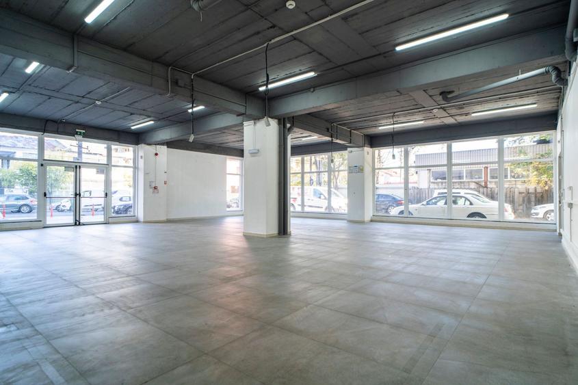 Spatiu Comercial | Militari-Uverturii-Apusului 280mp, vitrina 37 mp,