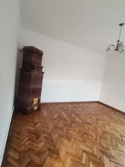 Casă de vânzare cu 4 camere, 141 mp , Gruia - 9