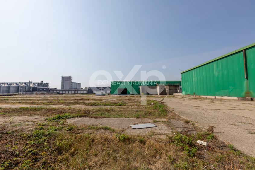 DE ÎNCHIRIAT | Hale metalice alipite – 3.028 mp utili | Calea Moinești - 6