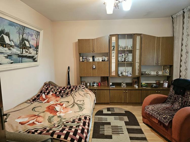Casa P+M 100mp utili 1.000mp teren
