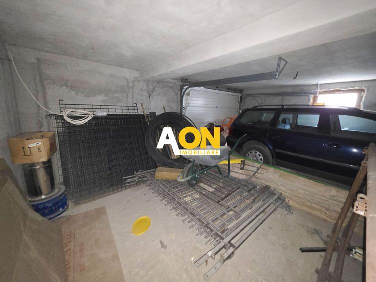Casa semifinisata, 5 camere, 571 mp teren, Micesti