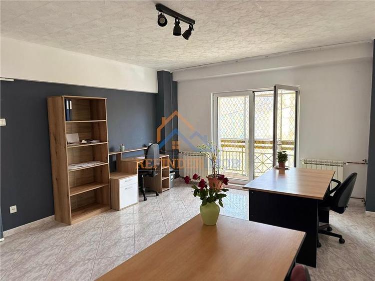 Apartament de vanzare cu 2 camere, Bulevard Burebista - Rond Alba Iulia