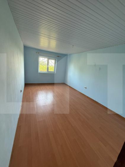 Casă individuală, 235.71 mp, teren 9600 mp- 1001 mp intravilan, Oraș BUCECEA