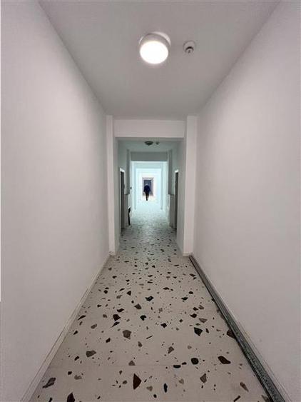 Apartament cu 3 camere decomandate debara si balcon in Sibiu