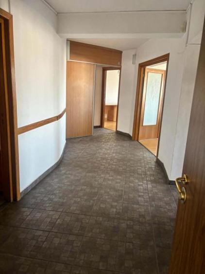 Bulevardul Unirii -Zepter apartament 3 camere de inchiriat stradal