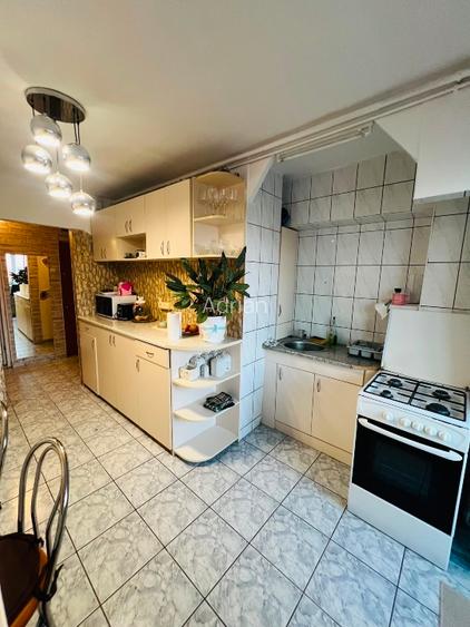 De inchiriat apartament cu 2 camere - 58 mp - Tractorul - 2