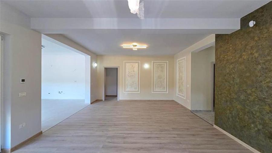 CASA INDIVIDUALA PE PARTER CU GARAJ DUMBRAVITA ZONA ION CREANGA