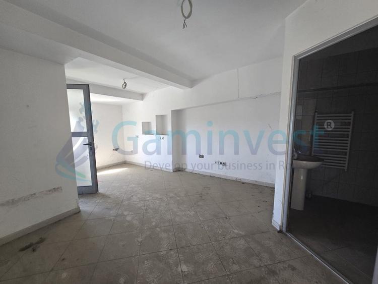 Spatiu de tip hala showroom pentru clinica medicala, imagistica Clujului, Oradea