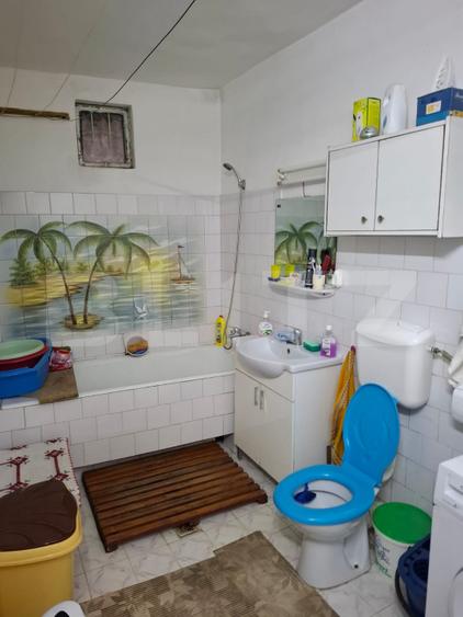 Vand casa in Oradea, intr-o zona linistita, aproape de parc