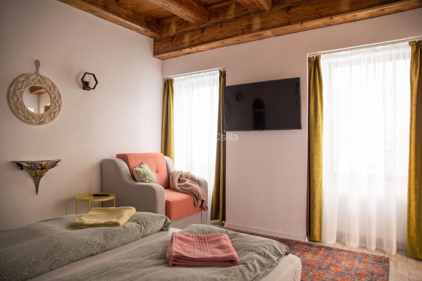 3 apartamente cu personalitate | Centrul Istoric Brașov | complet amenajate