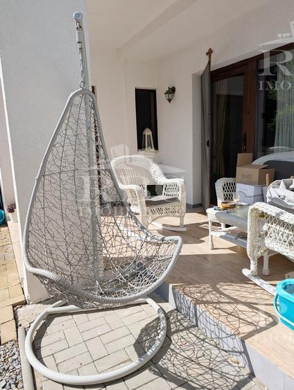Casa cuplata finisata cu teren 300 mp Floresti str. Narciselor