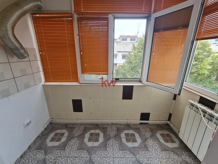 Apartament cu 3 camere decomandate si 2 bai, in Tomesti!