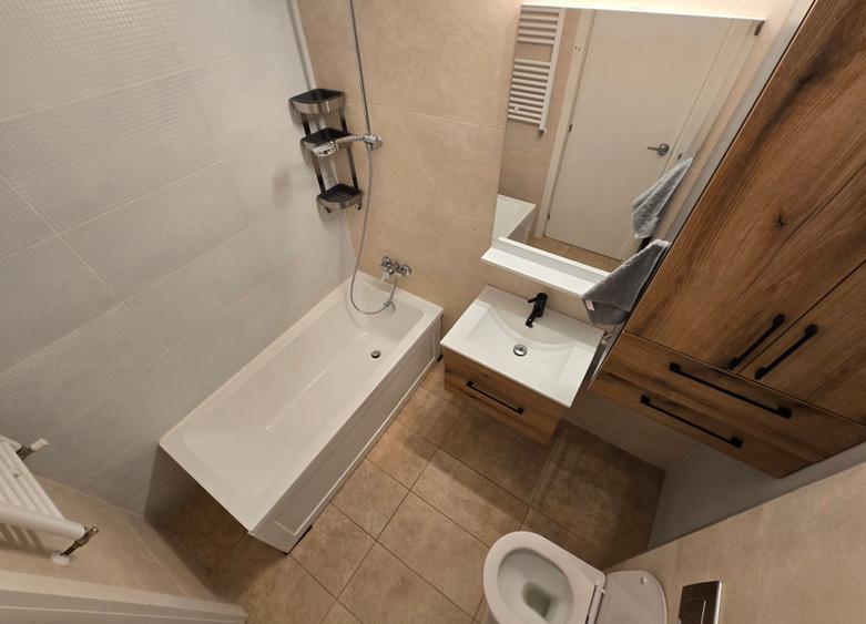 Apartament 2 camere 71 mp Băneasa langa Str Jandarmeriei Vezi video