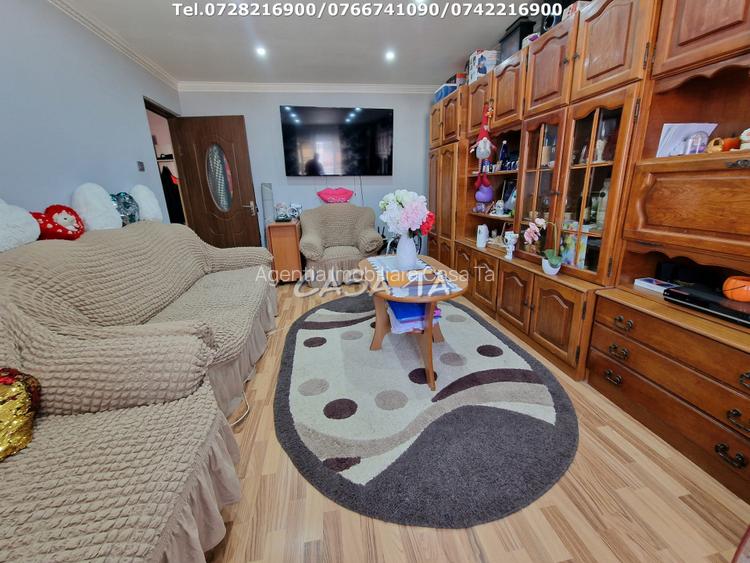 Apartament 2 camere, situat in Rovinari, Str. Florilor  - 2