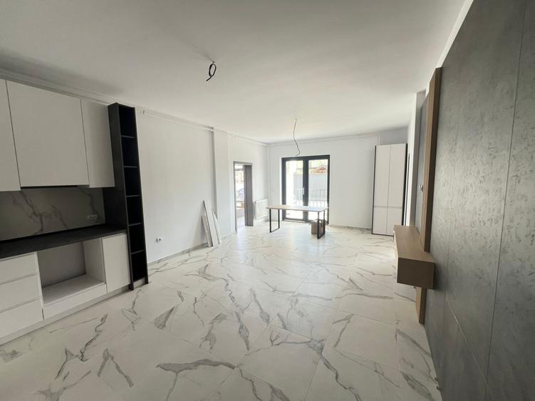 Apartament-3 Camere-Mobilat-Parcare-Parter-Izvor-Tarlungeni
