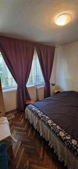 Apartament cu centrala decomandat parter zona Soarelui
