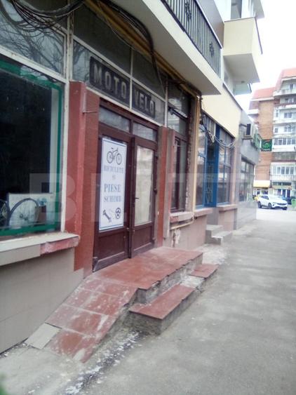 Spatiu comercial de inchiriat, 35 mp, zona Central