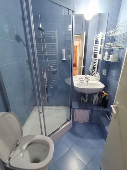 Apartament 4 camere 90 mp utili 2 băi 3 balcoane zona Ultracentrală