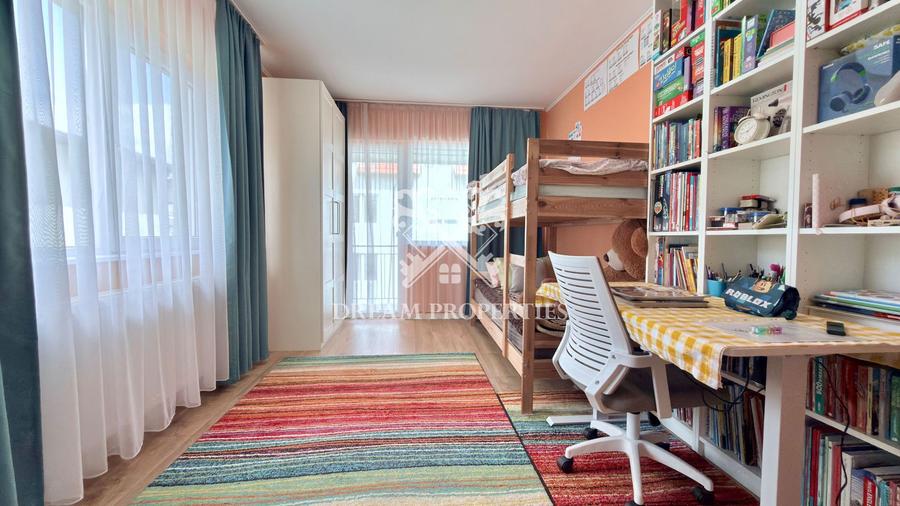 Apartament 2 camere la cheie, 2 balcoane, parcare, zona Penny Apahida