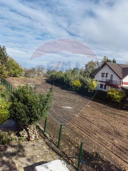Teren 1427 mp - de vanzare in Mihailesti langa lac Arges