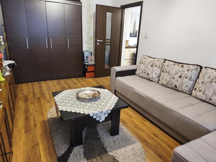 Apartament 2 camere decomandat, zona Uzina 2, Brasov