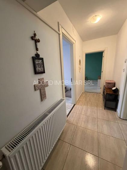 Apartament cu 3 camere decomandat - zona Dacia - 6