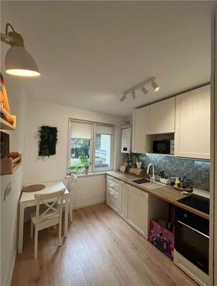 Apartament 2 Camere 50mp Complet Renovat/Utilat Garaj 17m2
