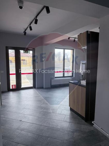 Cladire comerciala ODOBESTI - 2