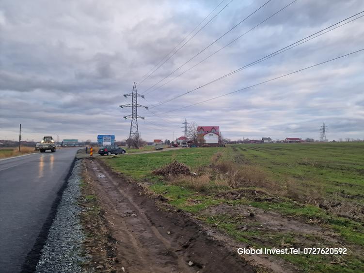 Corbu- Teren 2500mp la intrare in localitate pe dreapta