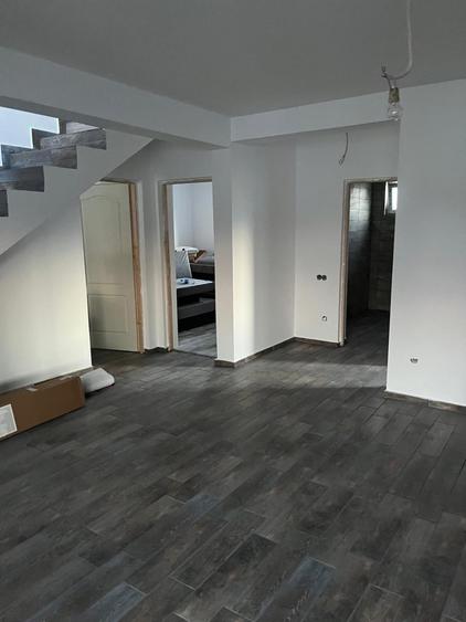 FARA COMISIOANE casa cu 6 camere P+1 terasa gata finisata bransata la utilitati