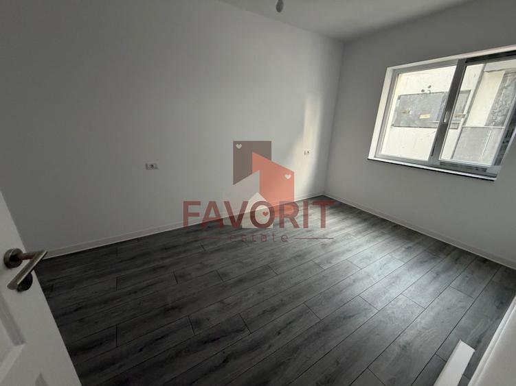 Bloc NOU. 2 camere impartit in 2 dormitoare si living+bucatarie.