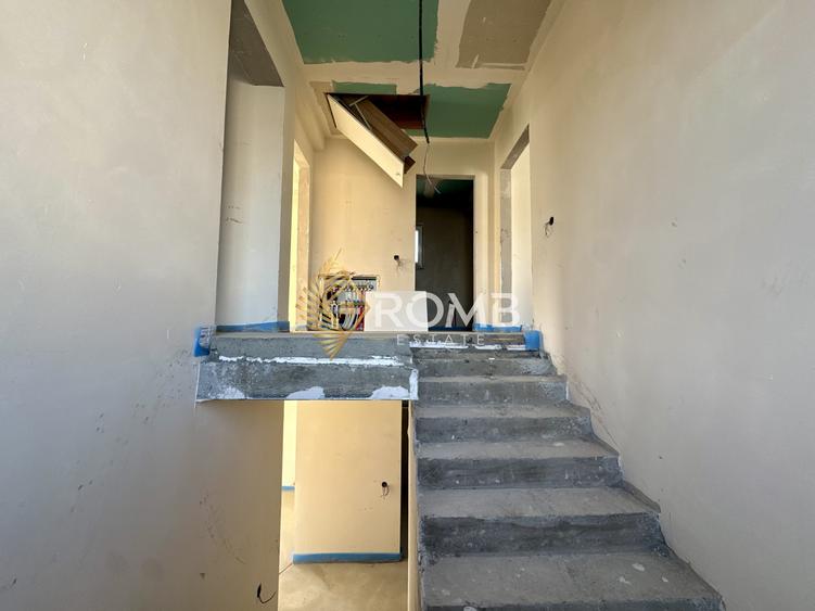 Casă cu garaj, 130 mp, 400 mp teren, CF disponibil, Chinteni