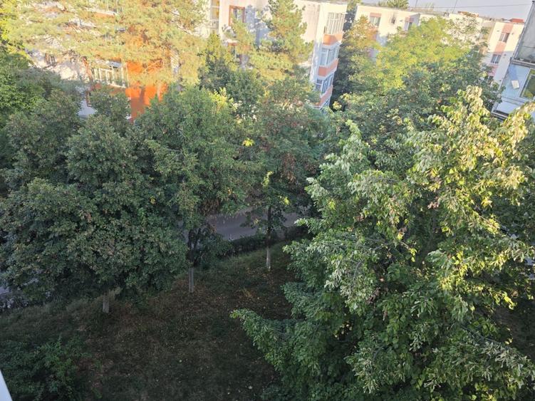 Proprietar – Apartament 2 camere, renovat integral, centrală proprie, Trivale