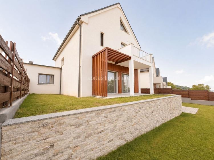Casa de vanzare in Feleacu, 500 mp teren, garaj, priveliste deosebita - 45
