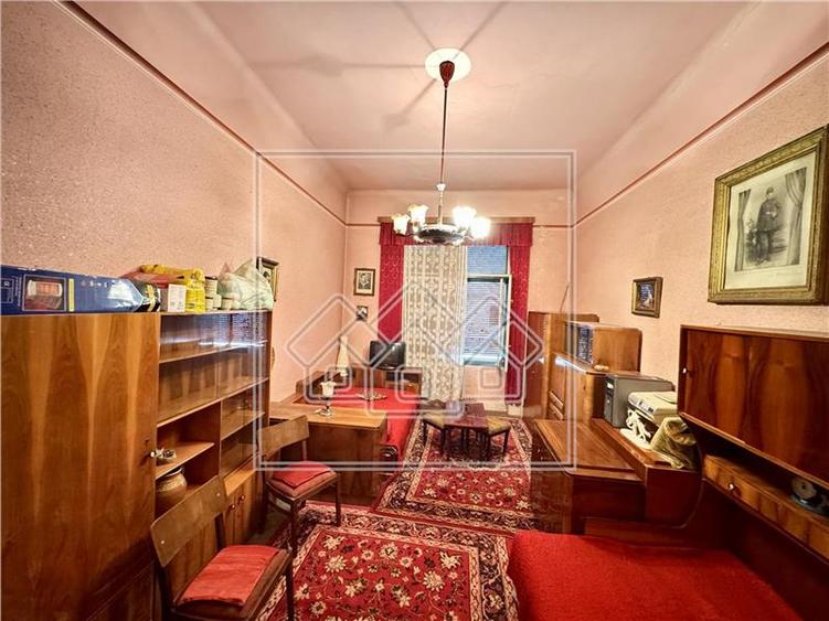 Ap.2 camere - zona ultracentrala - reper Hotel Continental Forum
