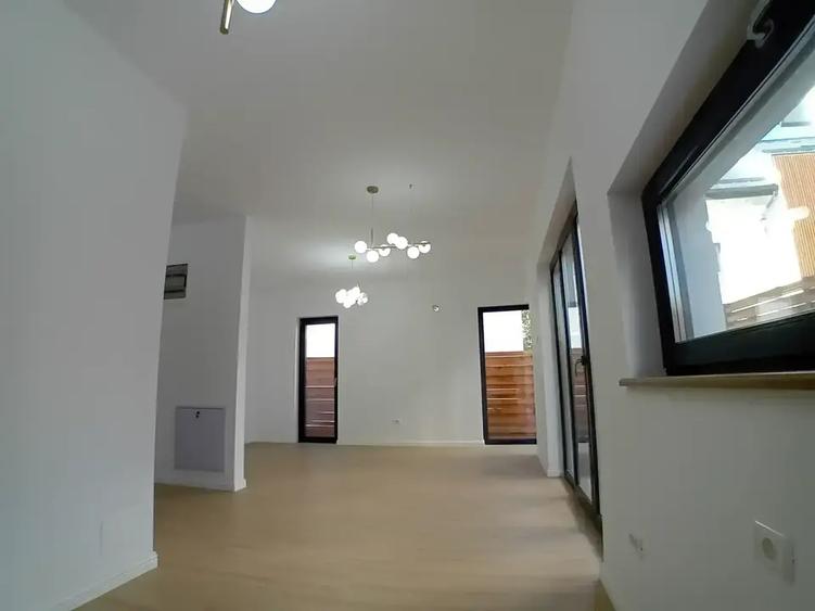 Ansamblu rezidențial case Townhouse | Bucureștii Noi – Lac Străulești