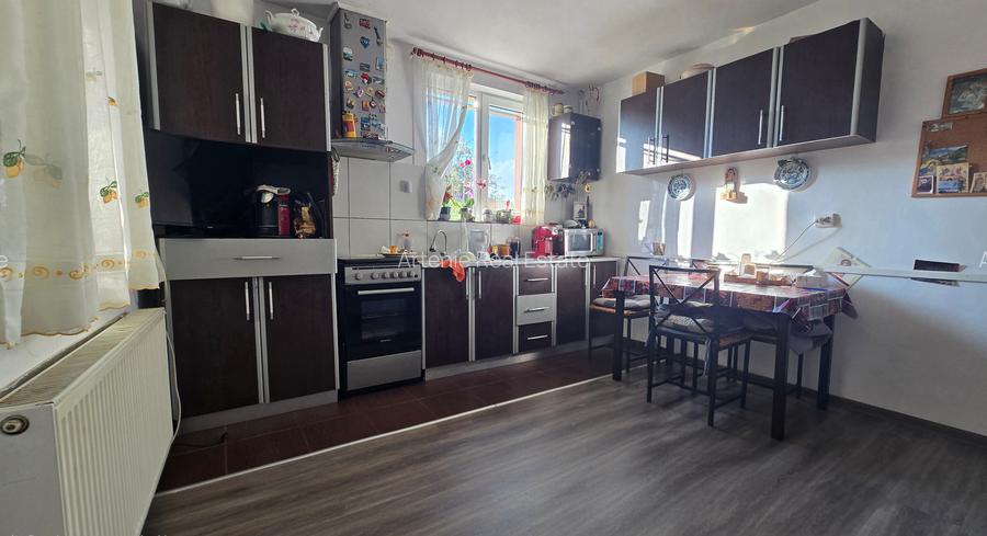 Otopeni  Casa P+M/ teren 878 mp gradina matura - 4