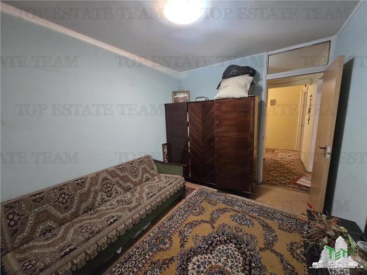 Apartament de 3 camere, in Militari, langa metrou Lujerului, zona Uverturii, sec