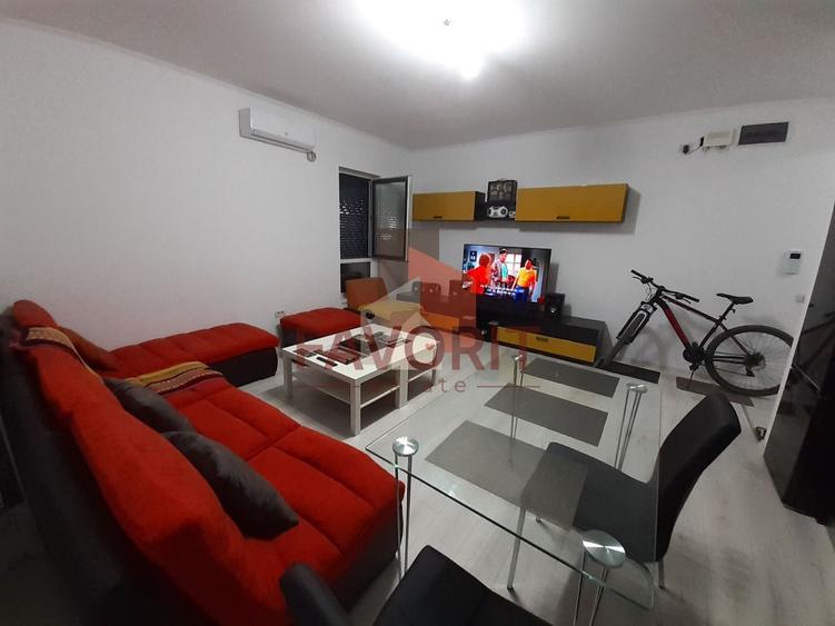 2 locuri de parcare. Mobilat si utilat. Disponibil imediat.