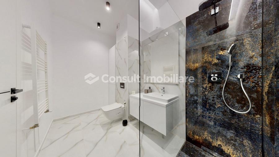 Apartament cu 3 camere de închiriat în zona centrală | Panorama superba!