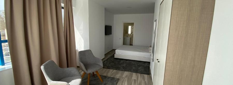 Apartament de vanzare /închiriat pe termen lung ,3 camere mobilat utilat