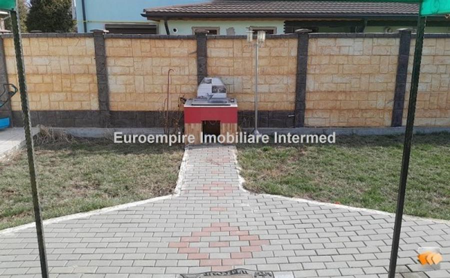 Vilă de vânzare cu 5 camere, regim de înălțime P+1 zona