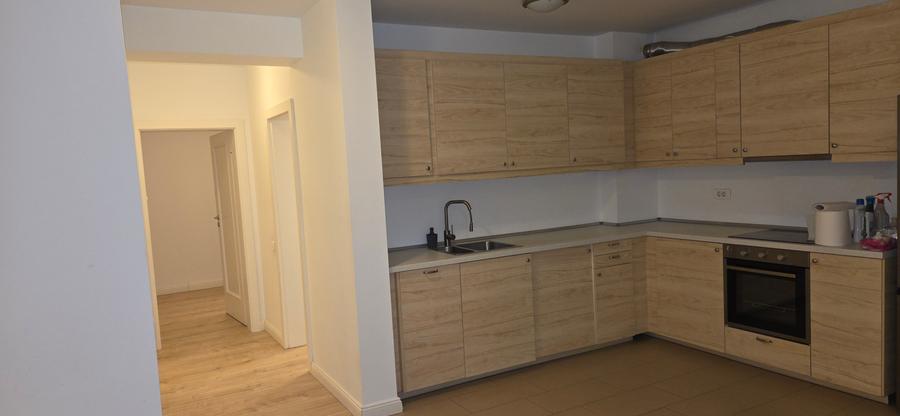 Sisesti inchiriere 3 camere