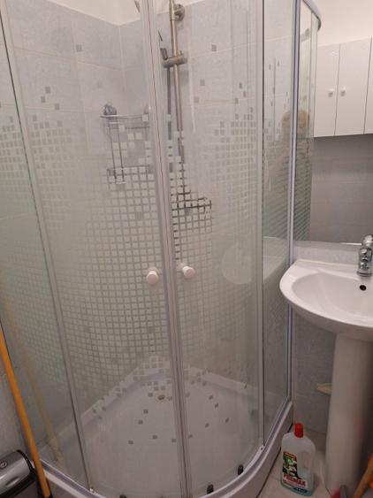 Garsonieră de inchiriat cu loc de parcare inclus