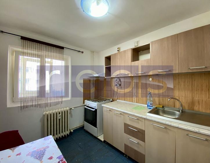 DE VANZARE APARTAMENT 2 CAMERE DECOMANDAT | ZONA SEBASTIAN