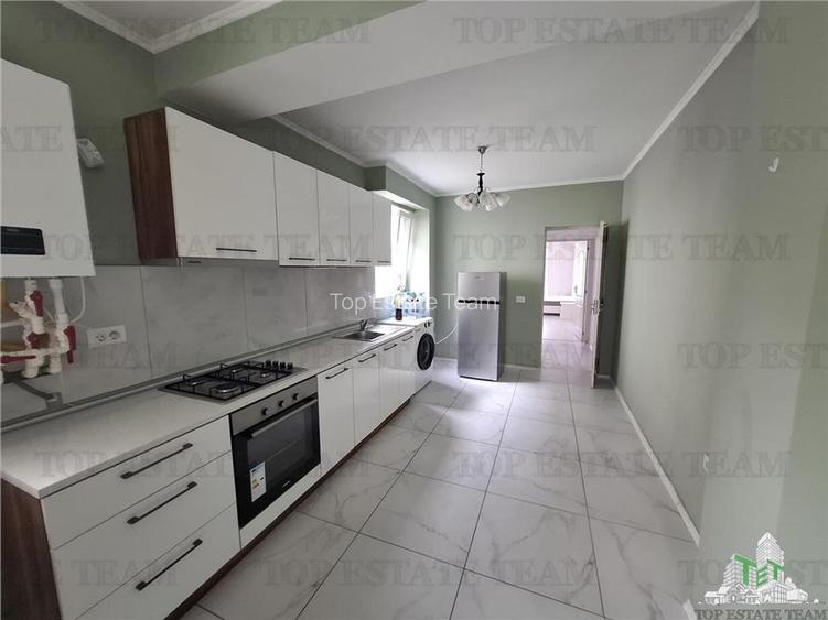 Vila de VANZARE Crevedia pretabil resedinta /Iinvestitie - 8