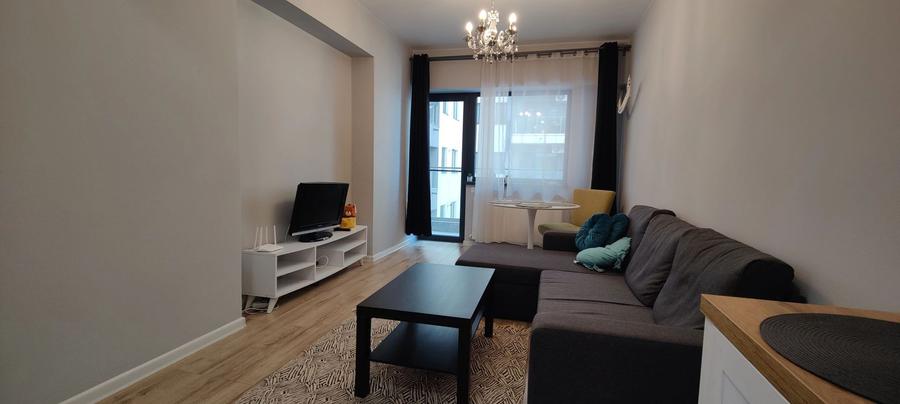2 camere complet mobilat | Centrală proprie | Vedere către Lacul Morii