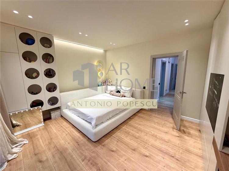 Vila premium, 4 camere si anexa, in Padurea Paulesti.