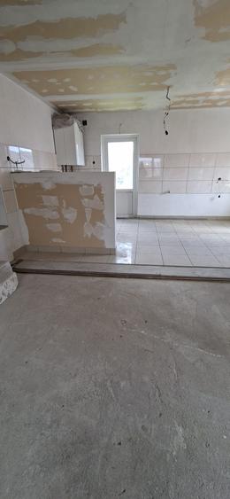 Casa P+1+M "la gri", intabulata, cu utilitati, Bucium Str. Teascului