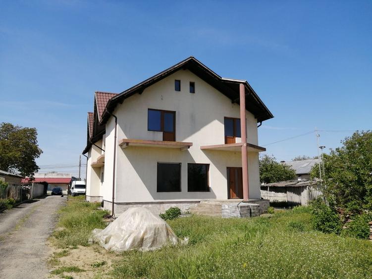 Casa P+1 - comuna 1 Decembrie - str. Victoriei - comision 0%